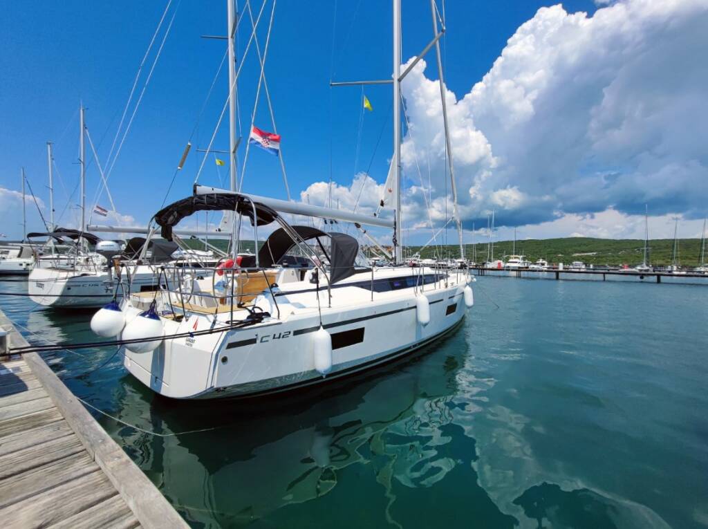 Segelyachten Bavaria C42 Gala