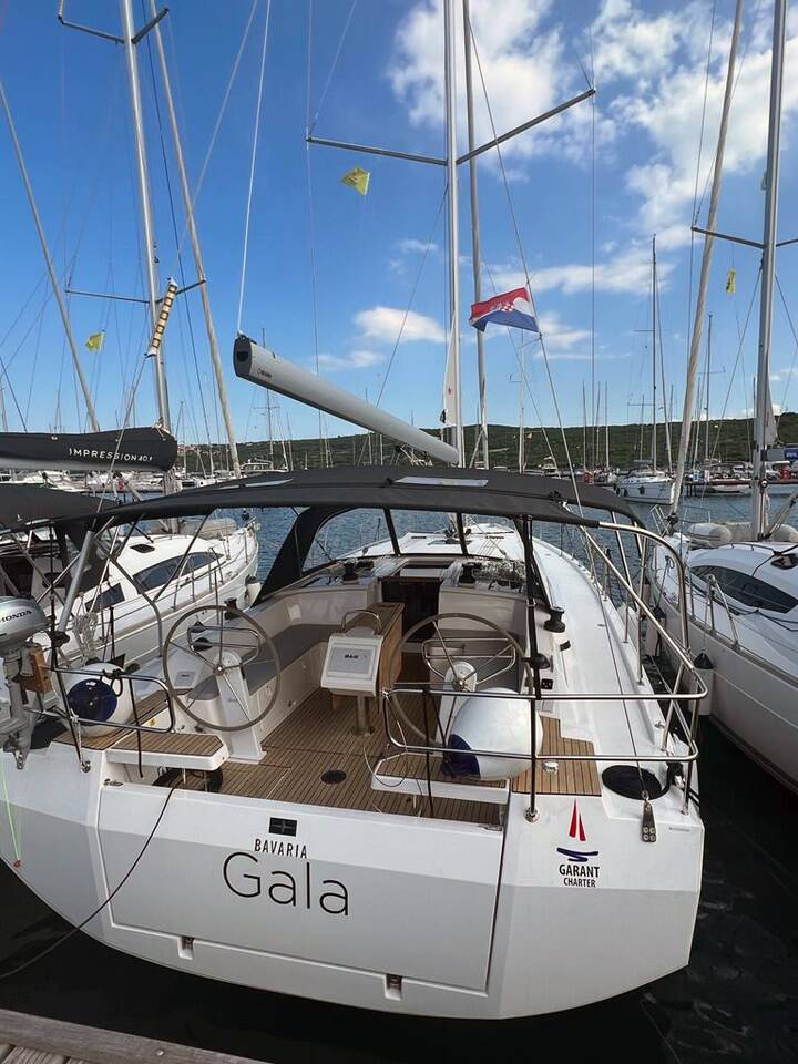 Segelyachten Bavaria C42 Gala