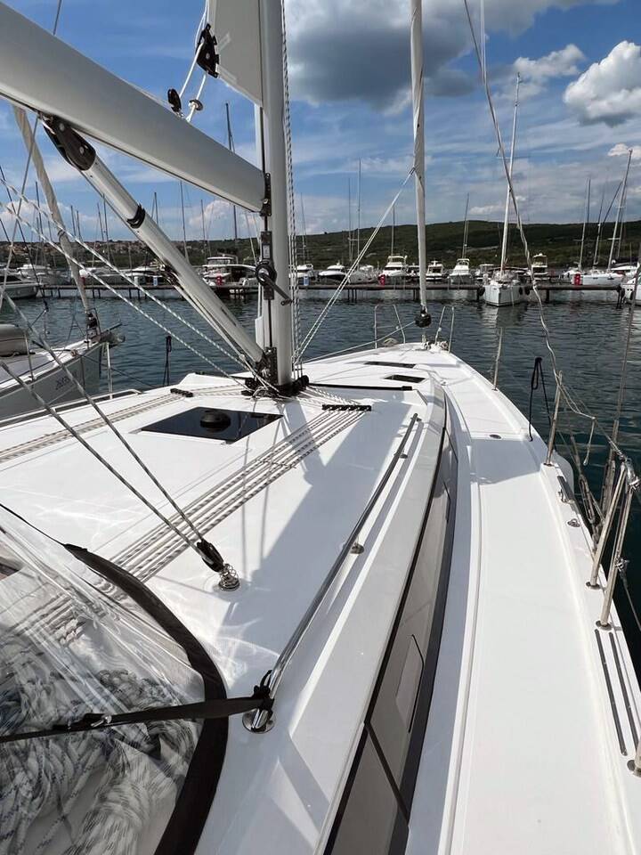 Segelyachten Bavaria C42 Gala