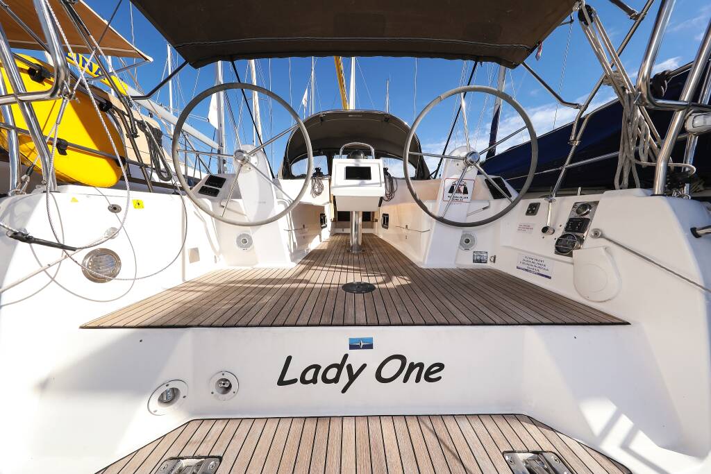 Sailing yacht Bavaria Cruiser 34 Lady One