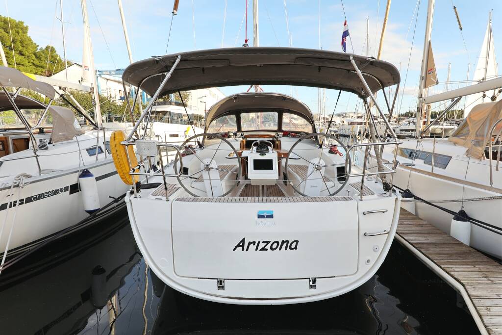 Sailing yacht Bavaria Cruiser 34 Arizona