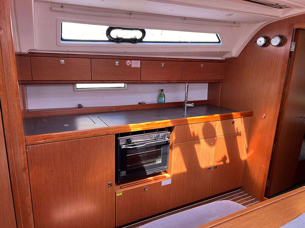 Sailing yacht Bavaria Cruiser 41 Jazz