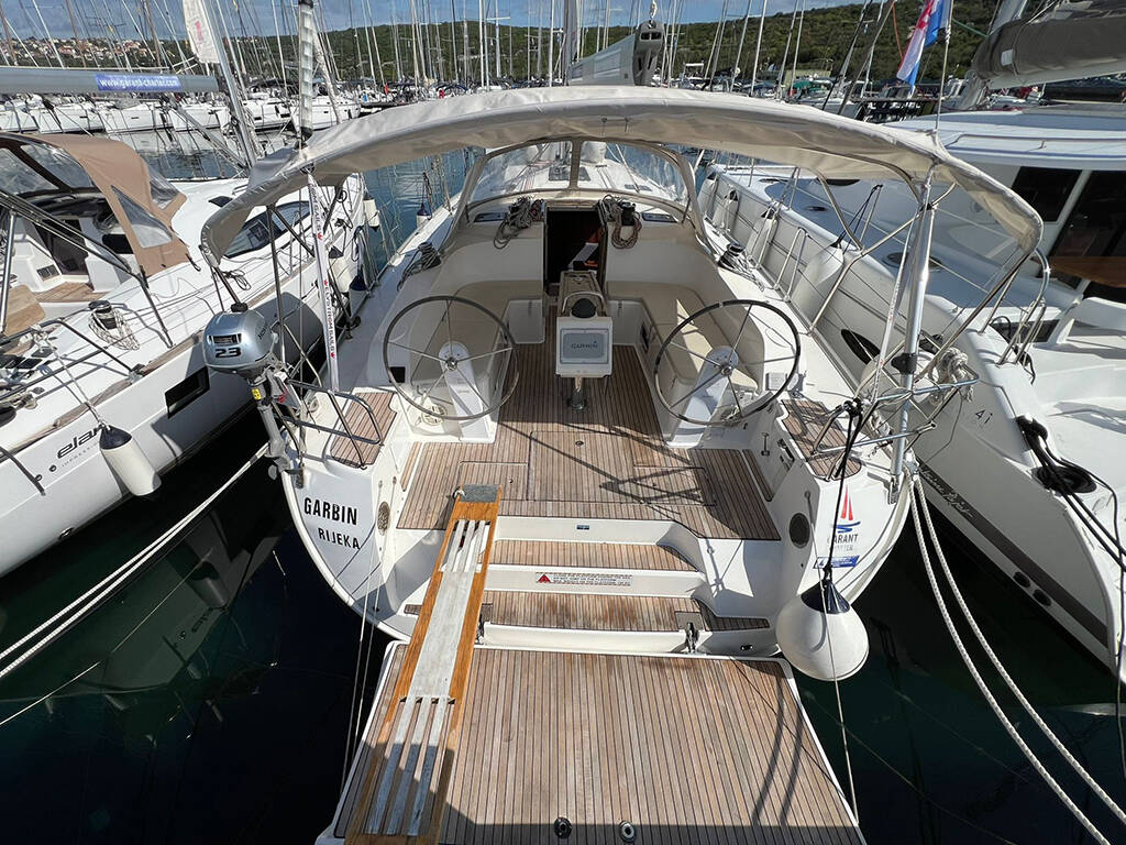 Sailing yacht Bavaria Cruiser 46 Garbin