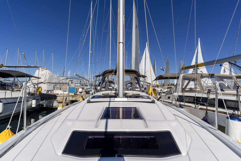 Sailing yacht Dufour 37 Lumi