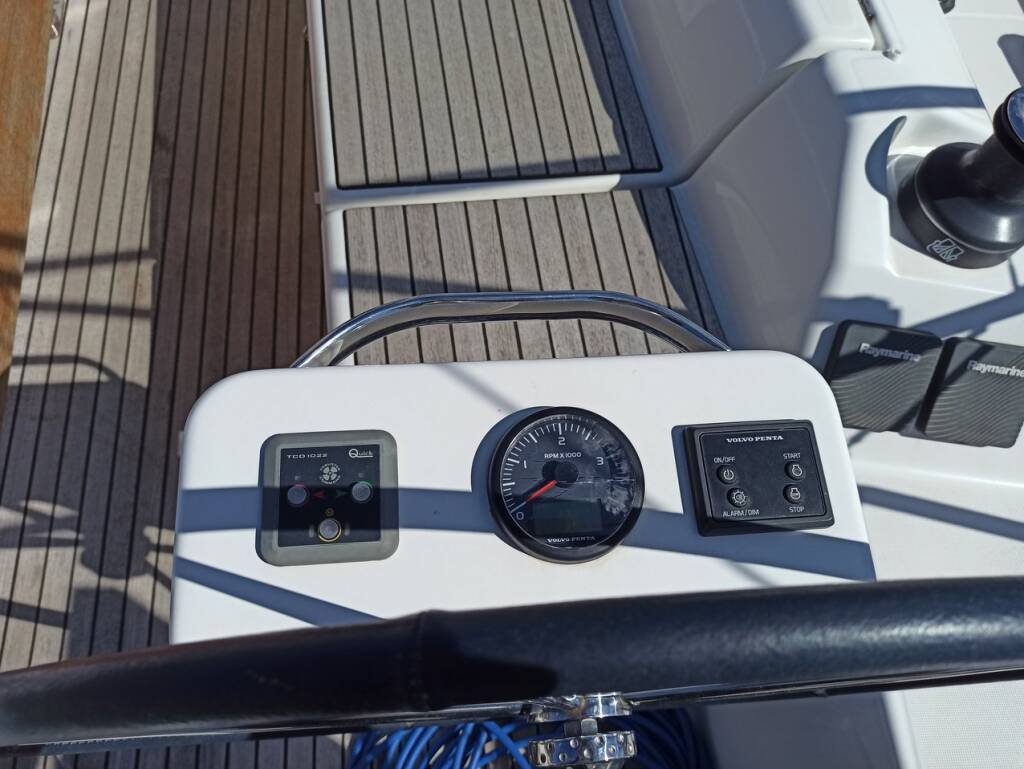 Sailing yacht Dufour 390 GL Esko (ex Manca)