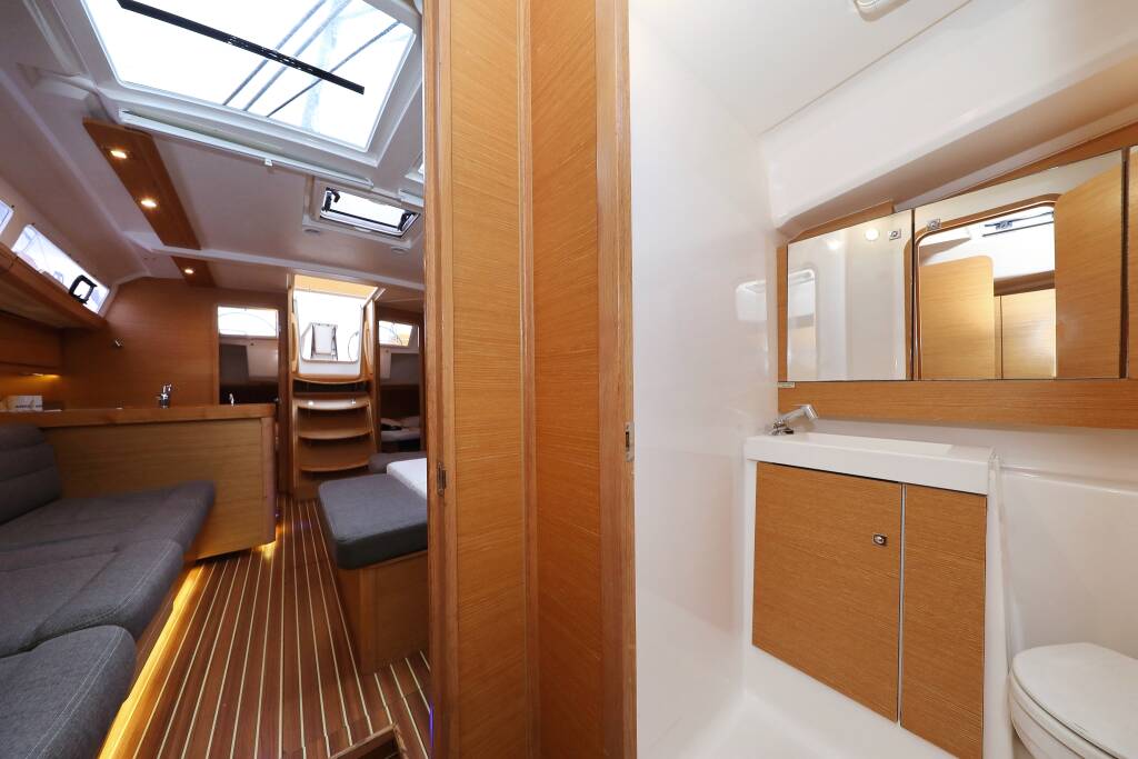 Sailing yacht Dufour 412 GL Family Office