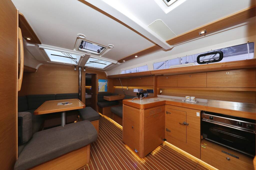 Segelyachten Dufour 412 GL Black Pearl