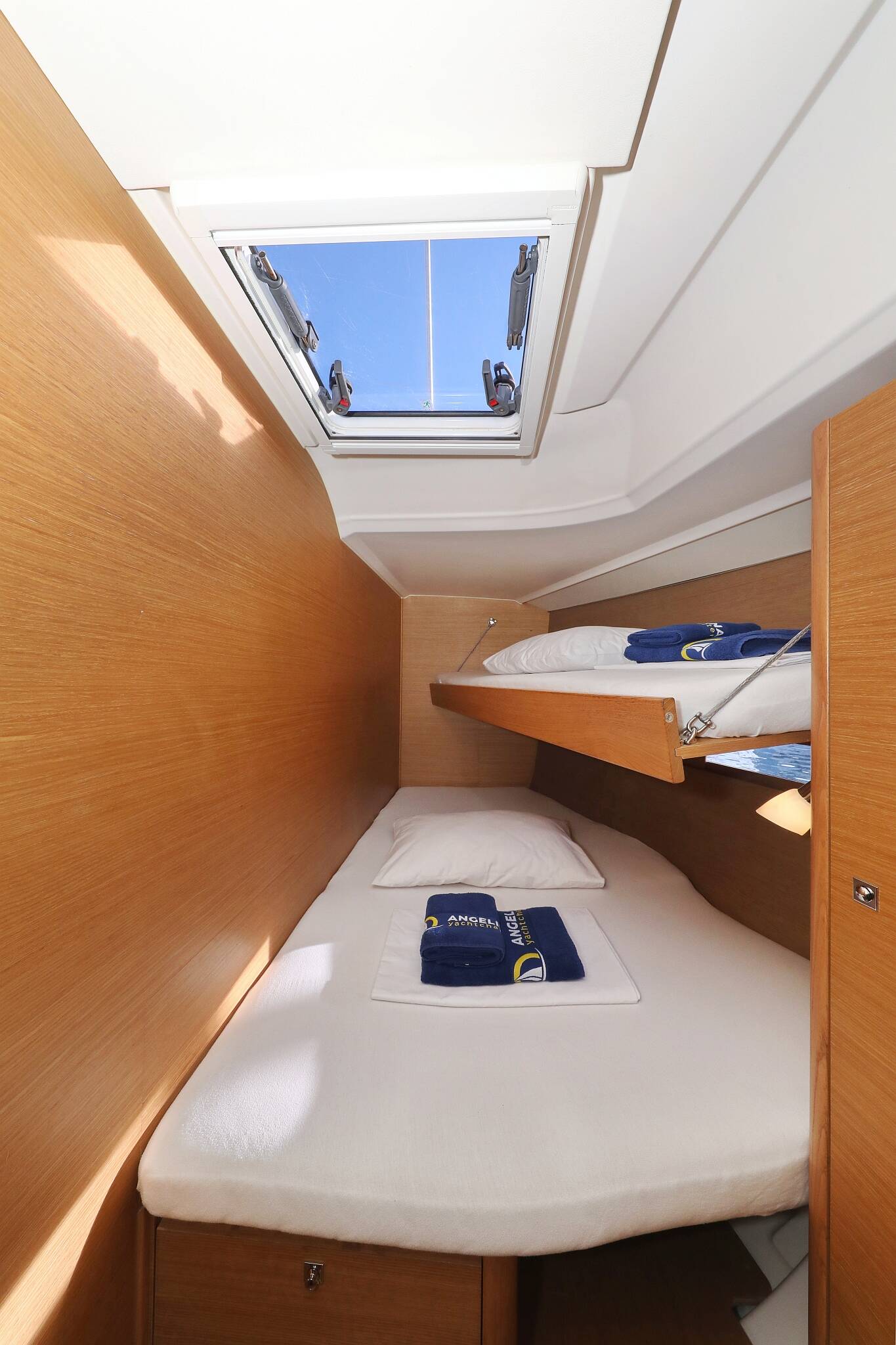 Sailing yacht Dufour 460 GL Ocean Tango