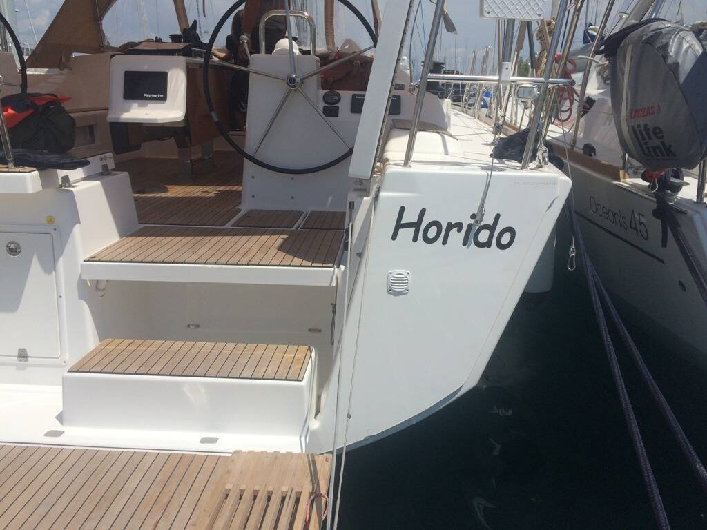 Sailing yacht Dufour 460 GL Horido