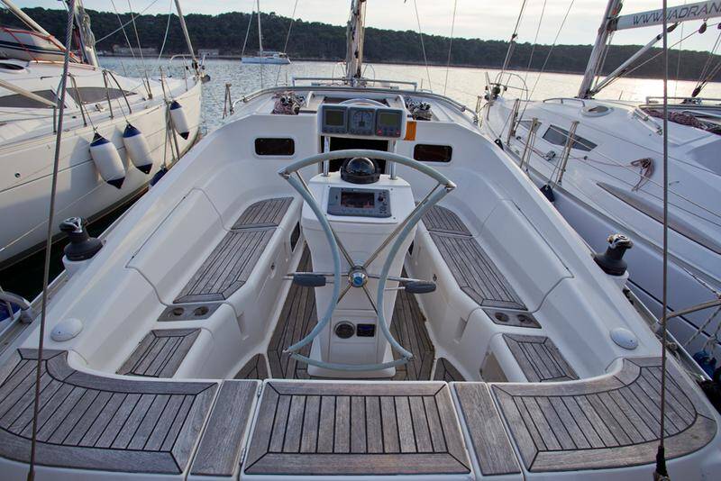 Segelyachten Elan 344 Impression Helios