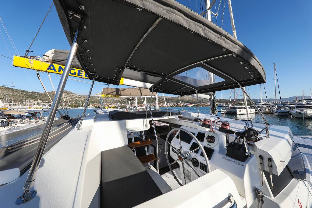 Katamaran Fountaine Pajot Astrea 42 Quatuor Macho