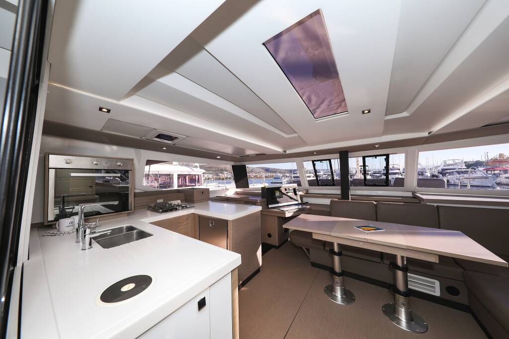 Katamaran Fountaine Pajot Astrea 42 Quatuor Macho