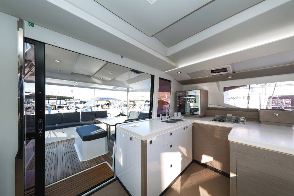 Katamaran Fountaine Pajot Astrea 42 Quatuor Macho