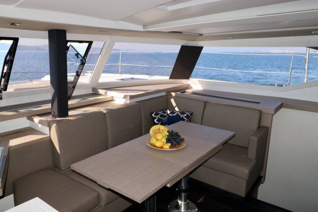 Catamaran Fountaine Pajot Astrea 42 Mouse