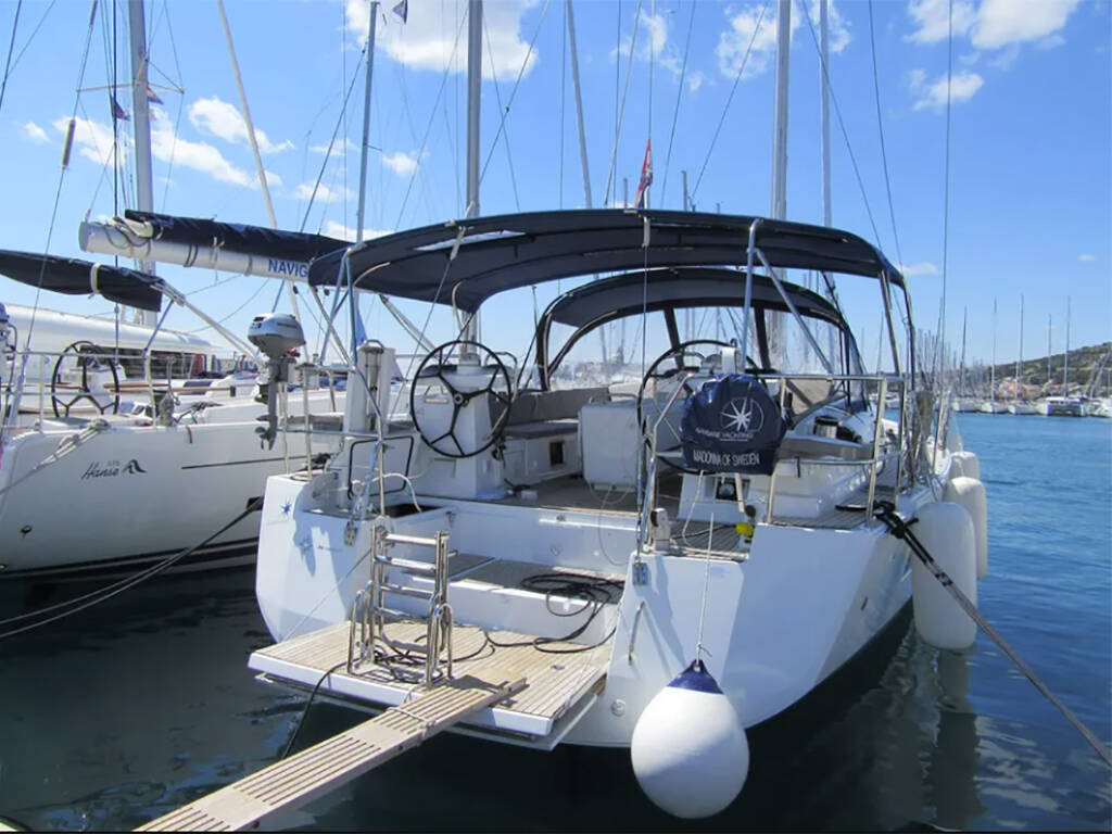 Sailing yacht Jeanneau 54 