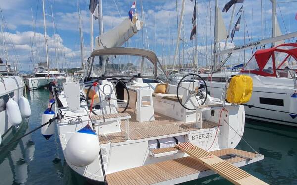 Oceanis 37.1 Breeze