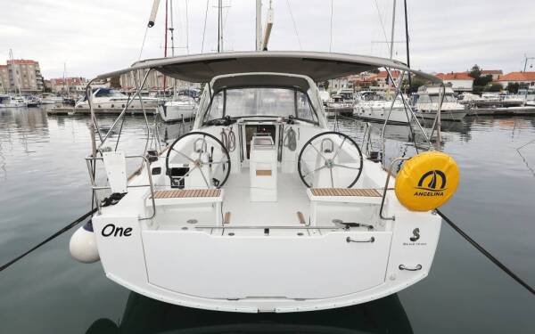 Oceanis 38 One