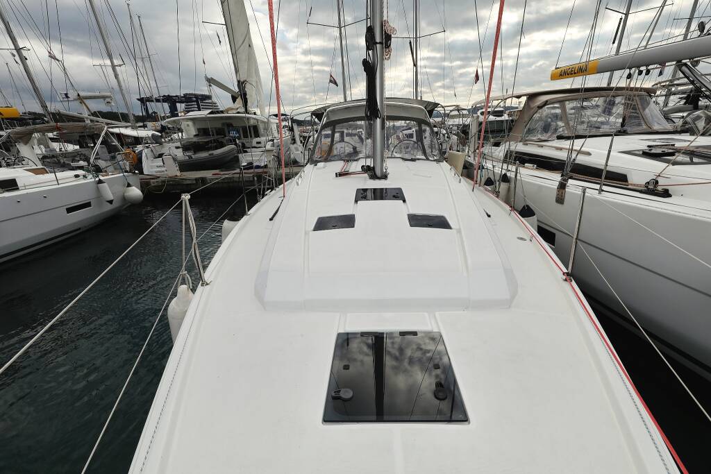 Sailing yacht Oceanis 41.1 Dream Course