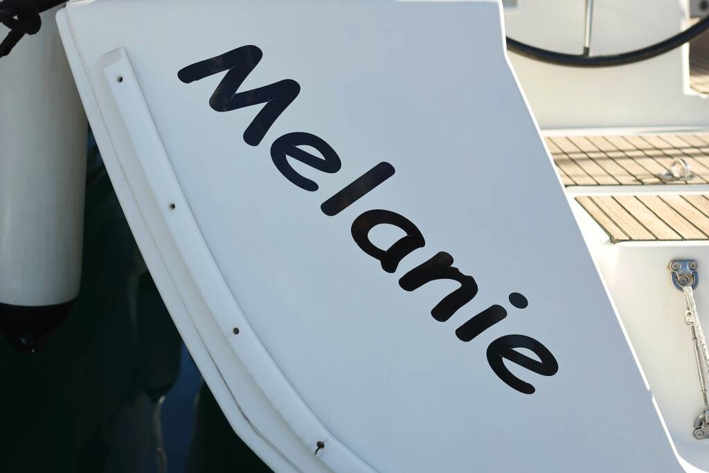 Sailing yacht Oceanis 45 Melanie