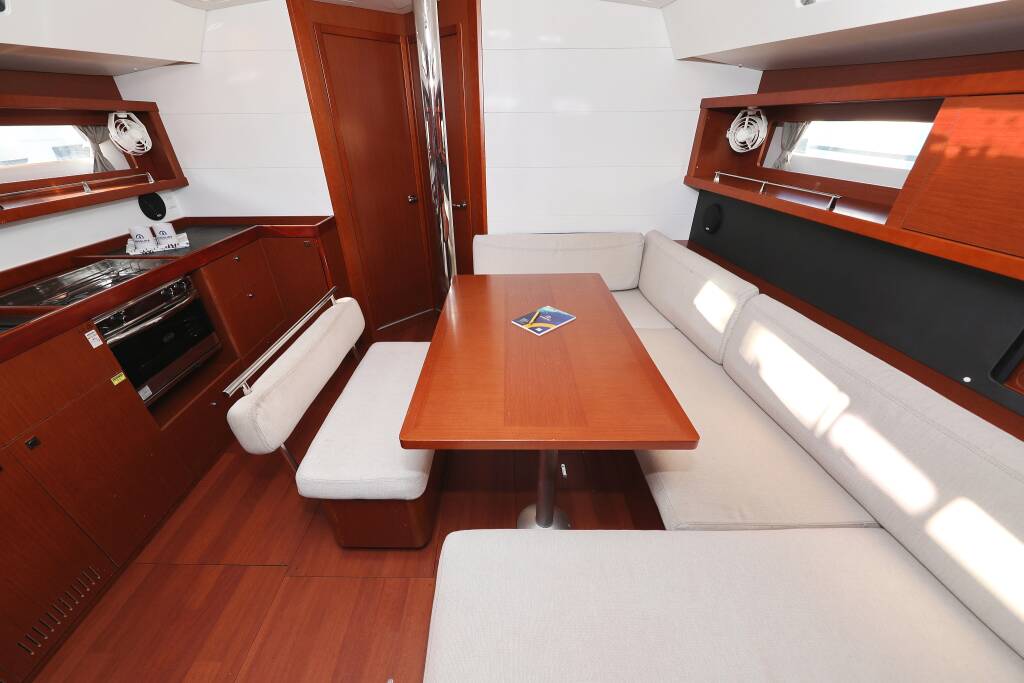 Segelyachten Oceanis 45 Barbarella II