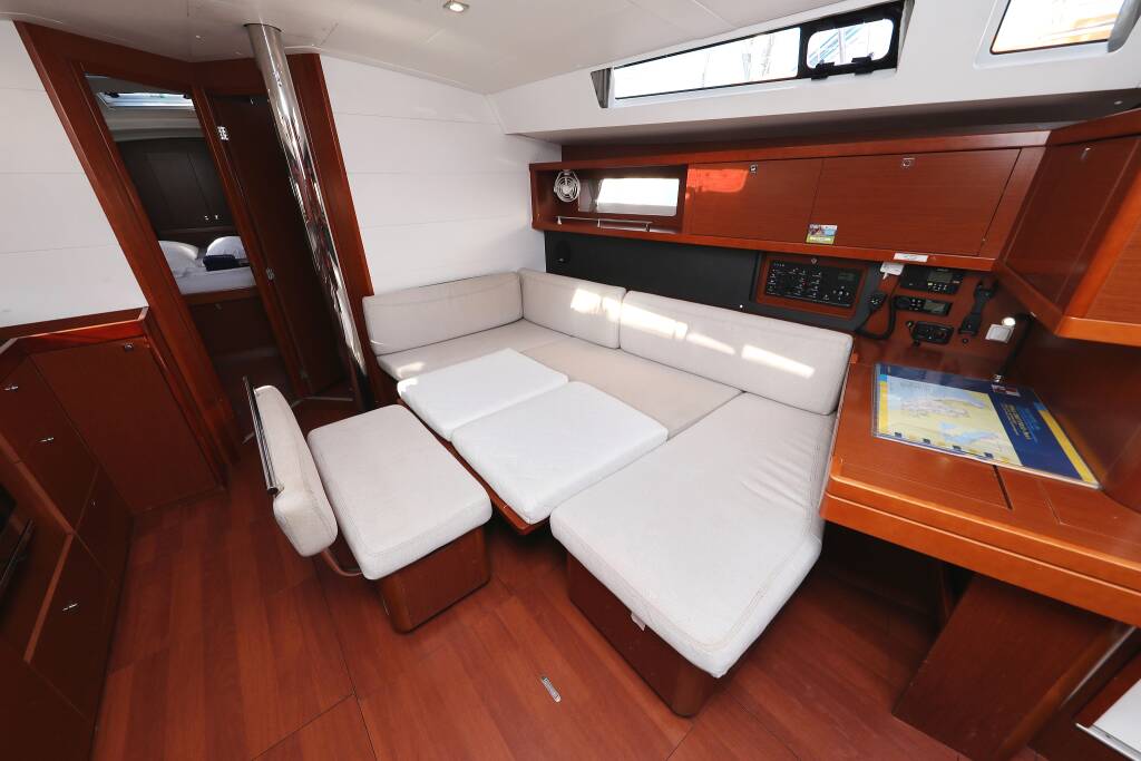 Segelyachten Oceanis 45 Barbarella II