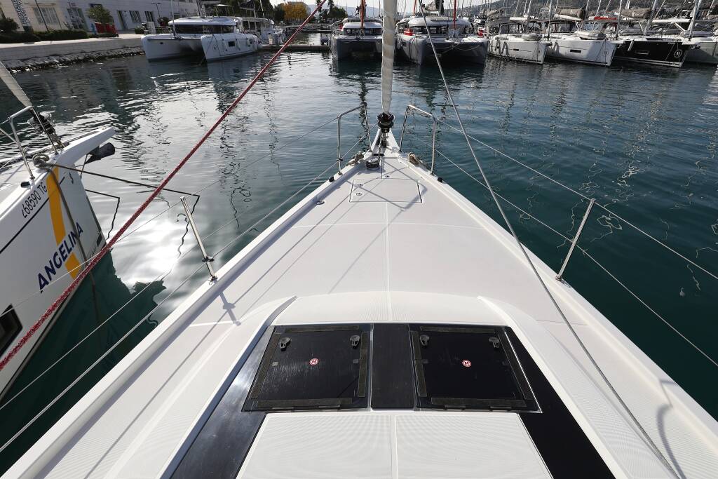 Sailing yacht Oceanis 46.1 Sasool