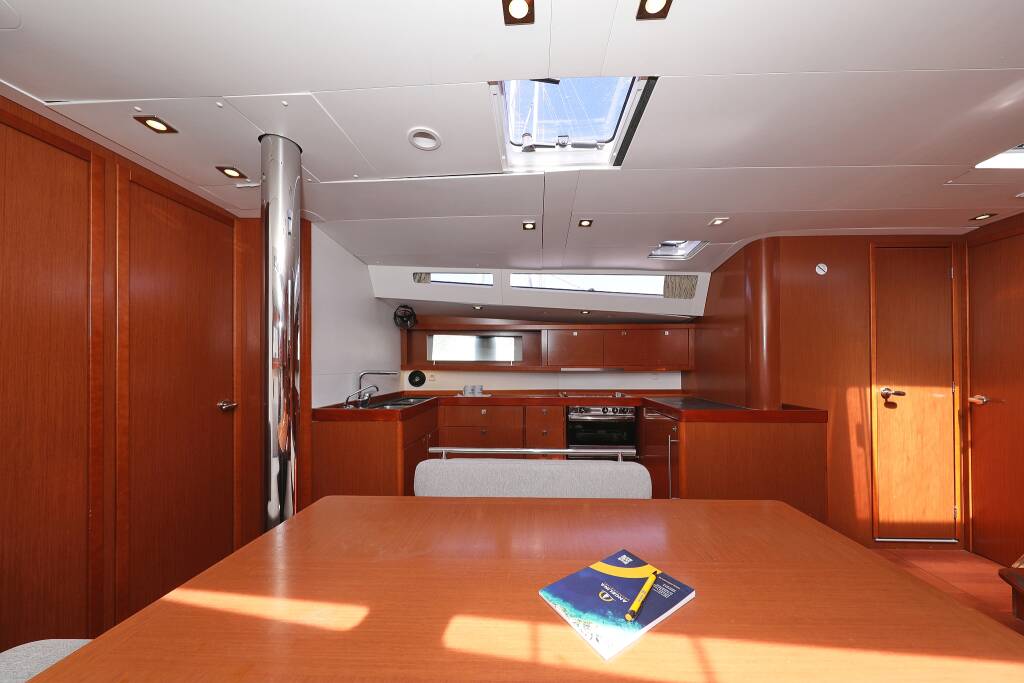 Sailing yacht Oceanis 48 Alpha